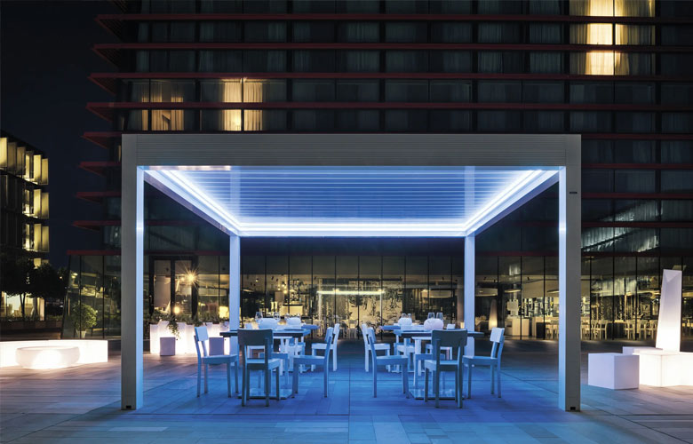 Gibus Sway - bioklimatická pergola