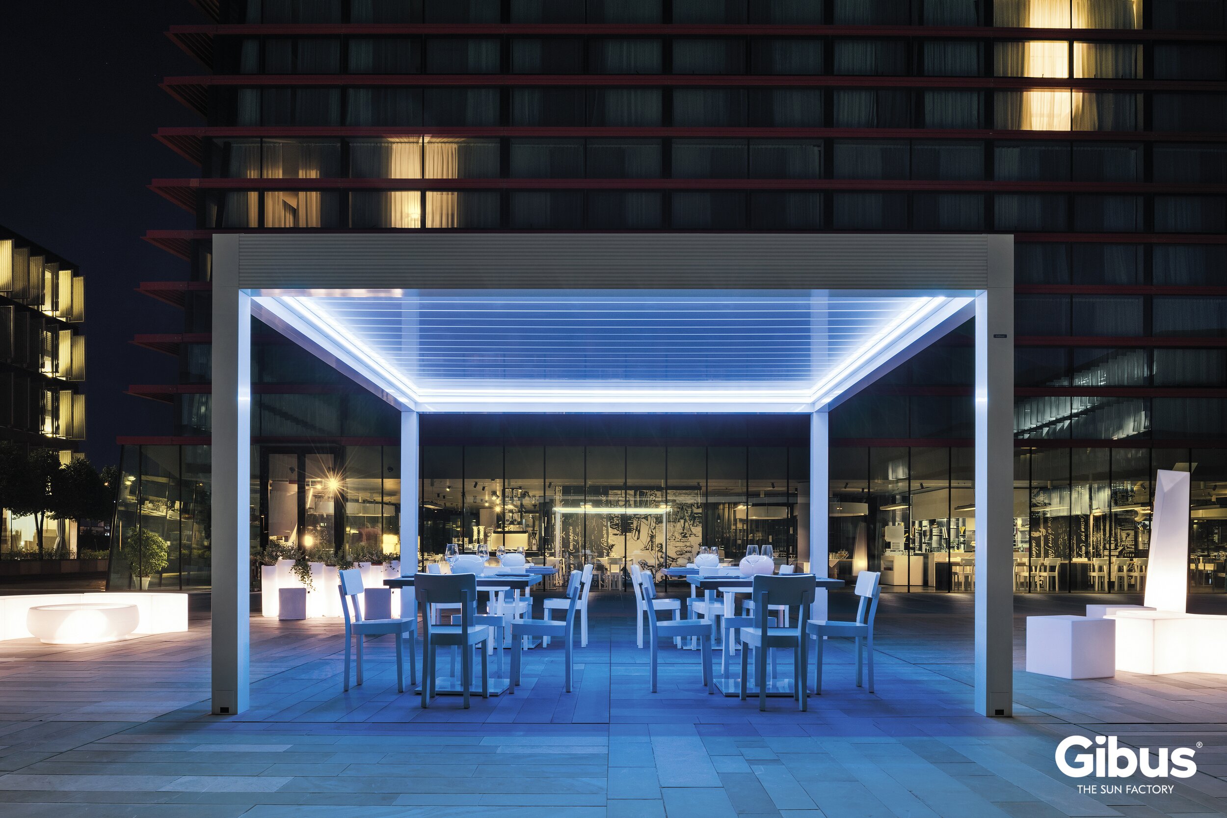 Gibus Twist – stínicí systém s otočnými lamelami