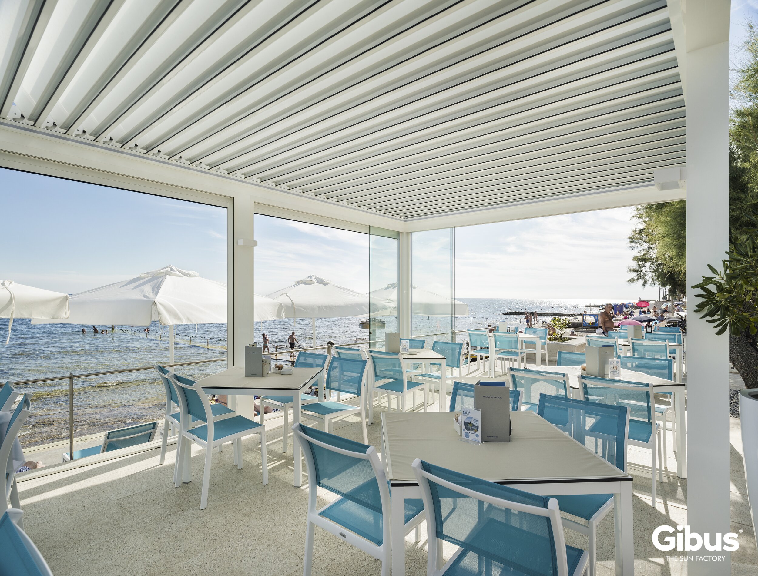 Pergola Twist od Gibus s integrovaným odvodněním