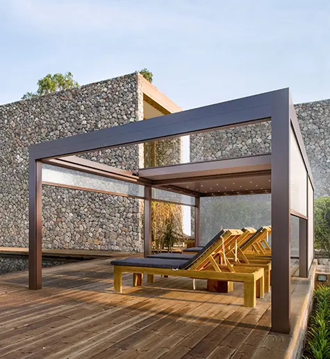 Pergoly s integrovaným zastíněním